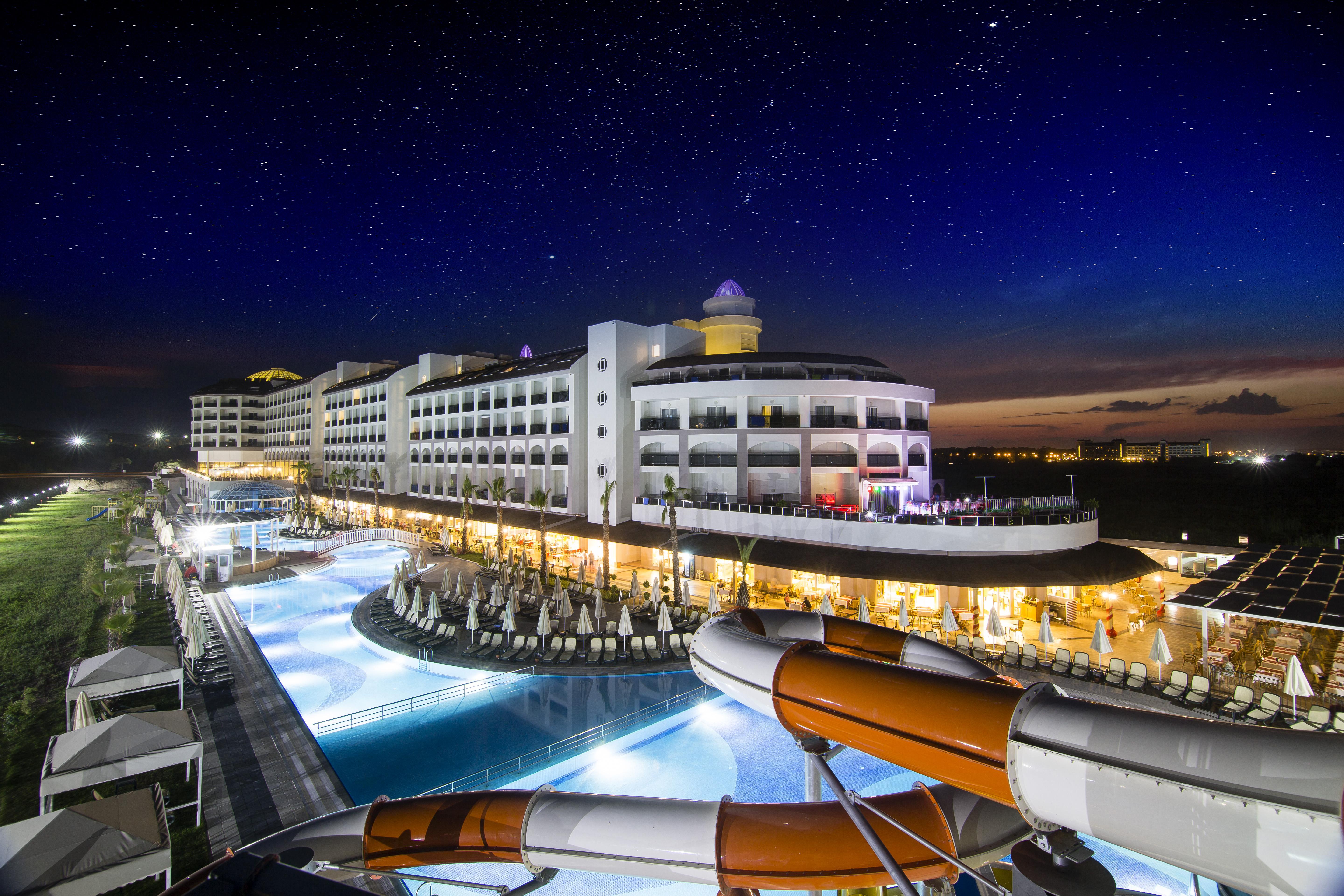 Otel Port River & 5*